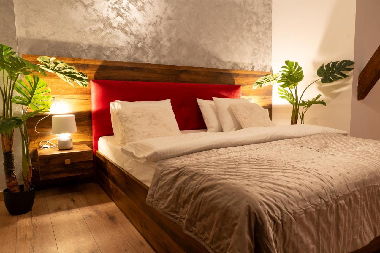 Boutique 17B Aparthotel Sibiu Buitenkant foto
