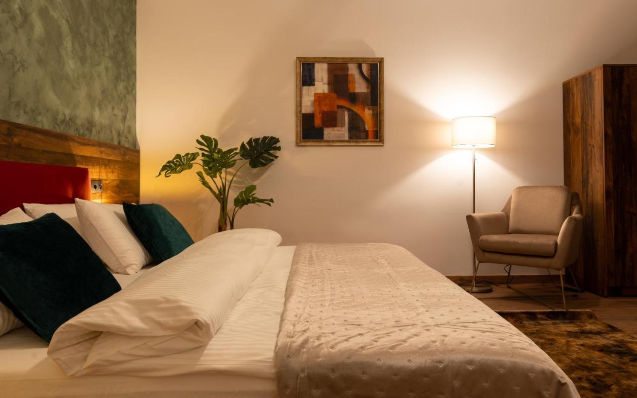 Boutique 17B Aparthotel Sibiu Buitenkant foto