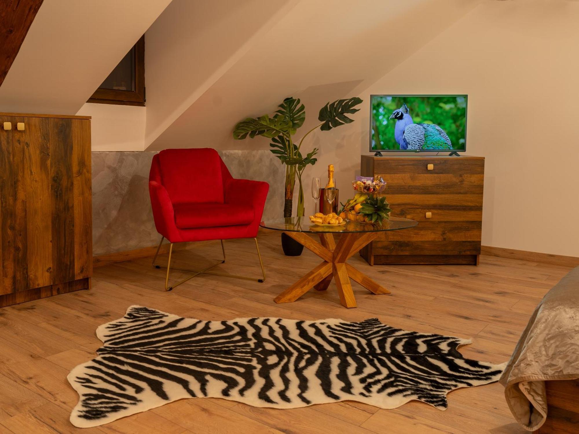 Boutique 17B Aparthotel Sibiu Buitenkant foto